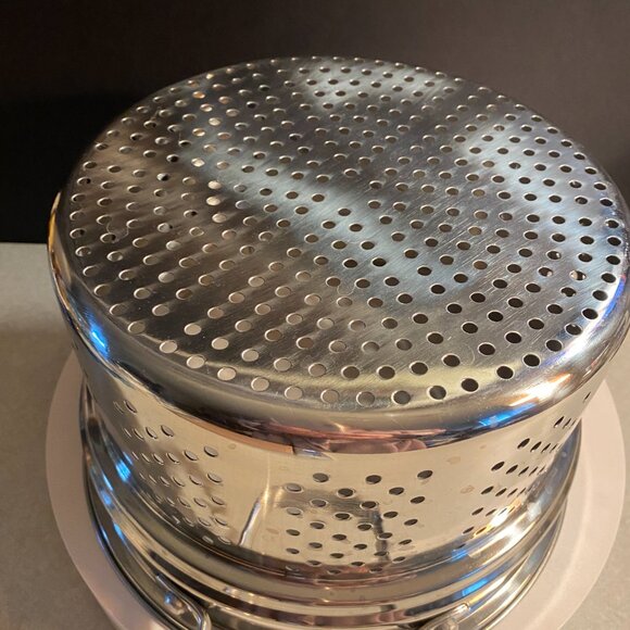 Wolfgang Puck Bistro Stainless Steel - Stock Pot pasta cooker & steamer - Picture 7 of 12